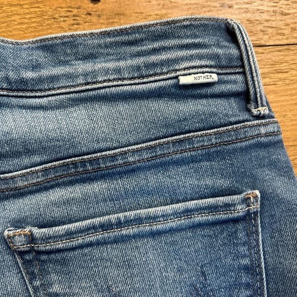 MOTHER  The Insider Crop Step Fray Light Blue Flare Jeans for Women - Picture 11 of 15